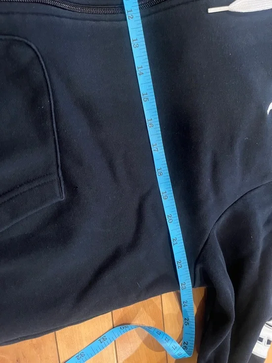 SOLD SOLD SOLD Puma Black Zip-Up Hoodie M - Picture 15 of 15